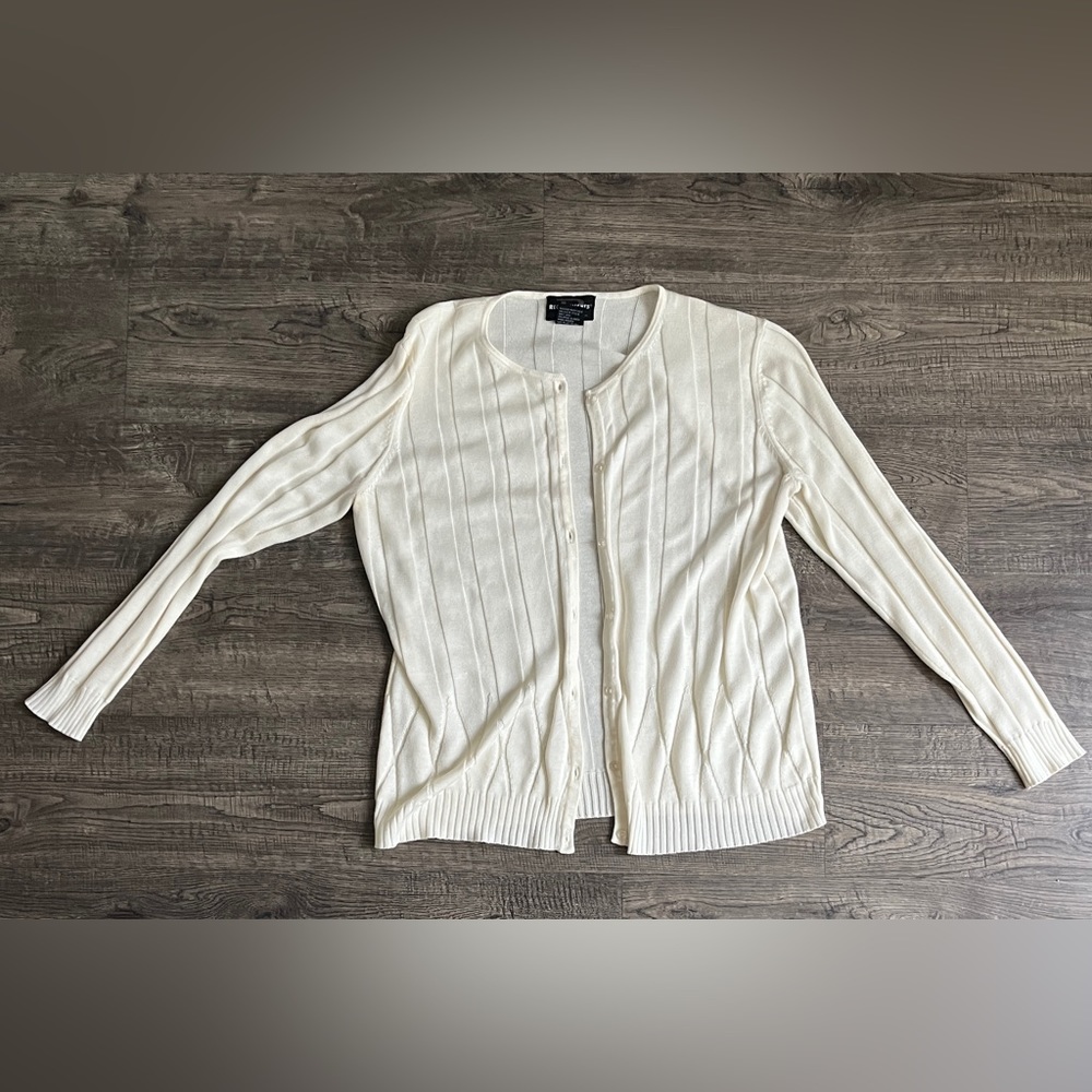 cute cardigan!